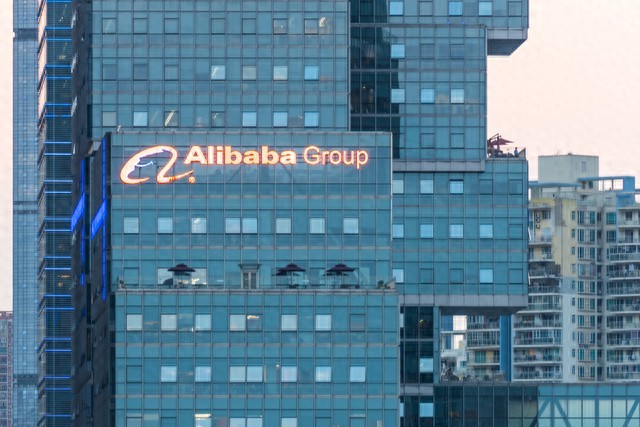 你知道哪些代码生成工具最受欢迎吗?快来看看谁的支持力度更强!