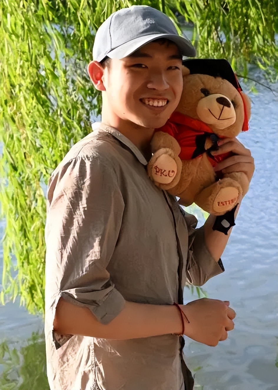 英伟达一天蒸发4.3万亿，背后的神秘力量究竟有多强大？