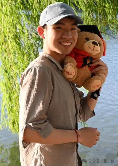 清北才子聚集，DeepSeek团队如何在全网掀起热潮？