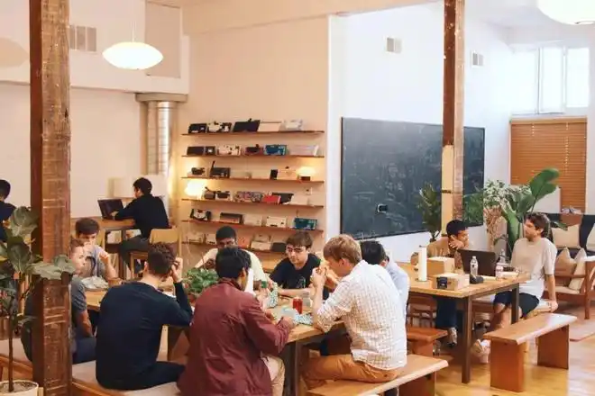 在 Cursor 工作两个月，我揭秘了这家公司成功的关键！