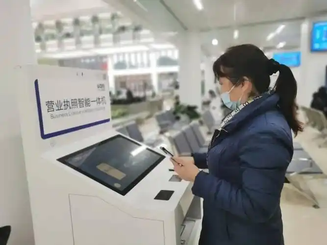 阿里云AI市场飞速崛起，通义灵码带你领略智能化的未来变革！