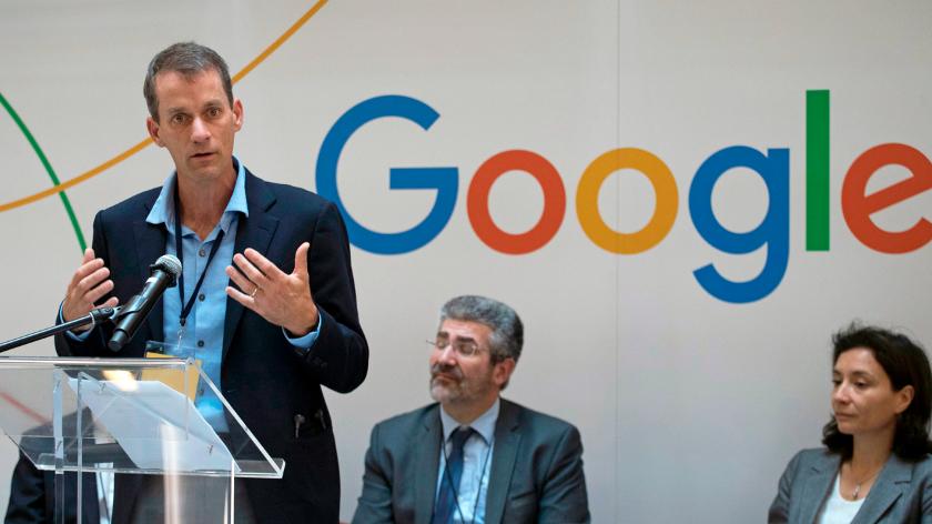 GPT-5.2引发争议:数据堆积能否超越谷歌?实测结果却不敌Gemini 3!