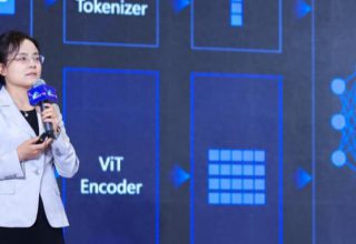 揭秘文心X1/4.5 Turbo背后的技术秘密！百度高管深度剖析