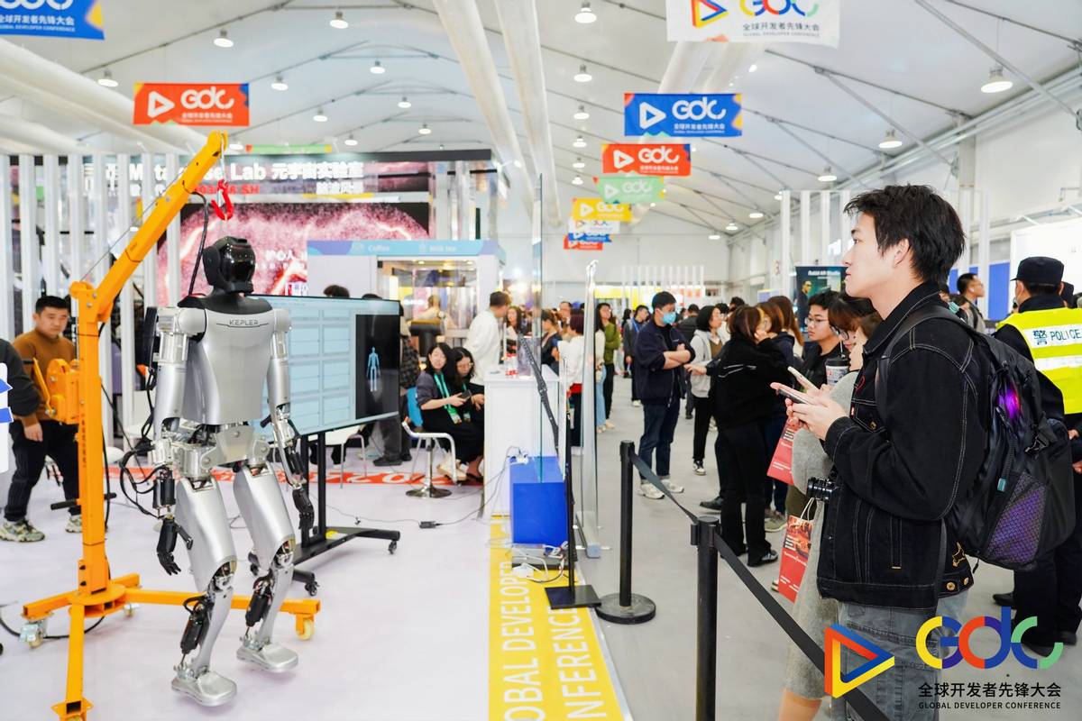 GPT-5.2引发争议:数据堆积能否超越谷歌?实测结果却不敌Gemini 3!