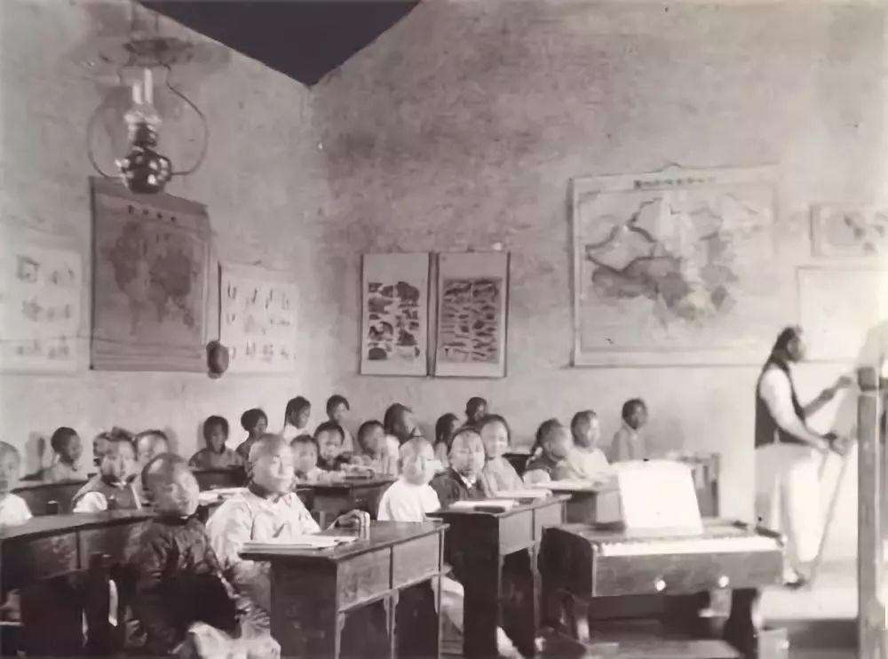 学历的价值何在？当GPT-4与CoPilot颠覆教育传统时，上大学是否已成笑谈？