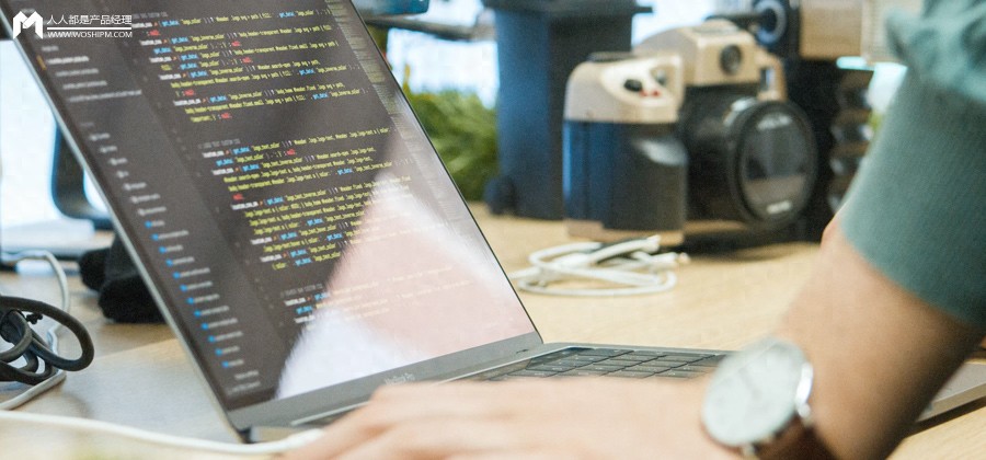 用Trae打造小程序：两小时开发，修复bug却花了两周！