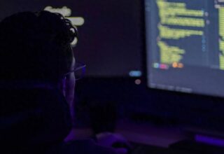 黑客级竞品洞察：从“Cursor”报告看行业未来趋势