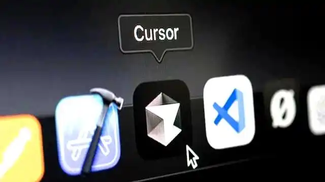 AI编程工具Cursor估值90亿，巨头争相角逐，护城河究竟能否抵挡？