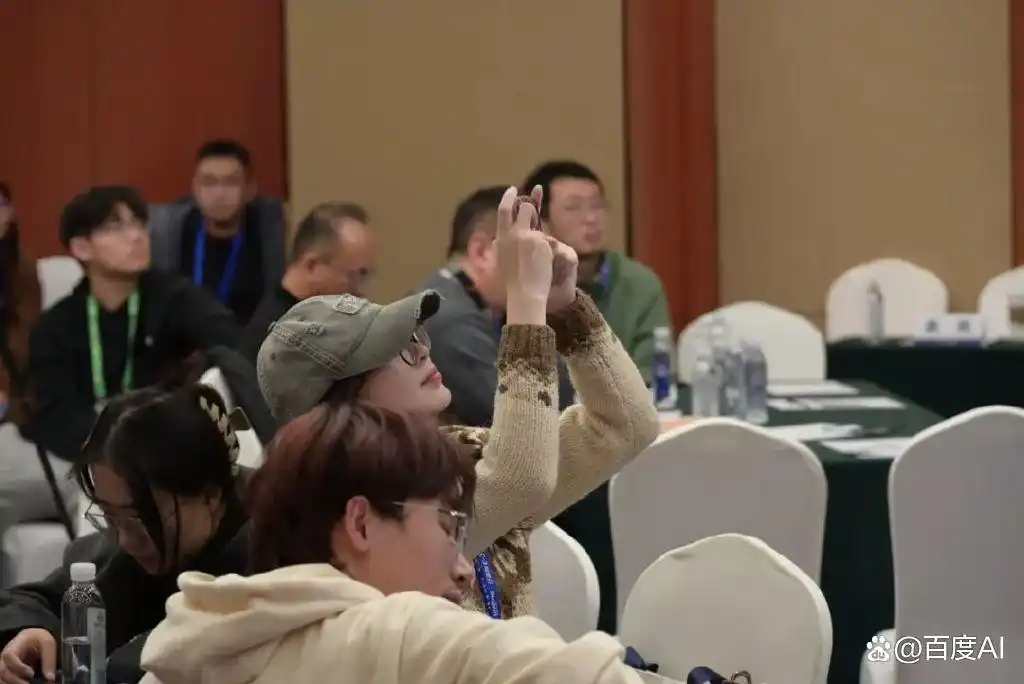 冰城盛会：AI编程英雄集结，CEDxCNCC百度文心快码Meetup圆满结束！