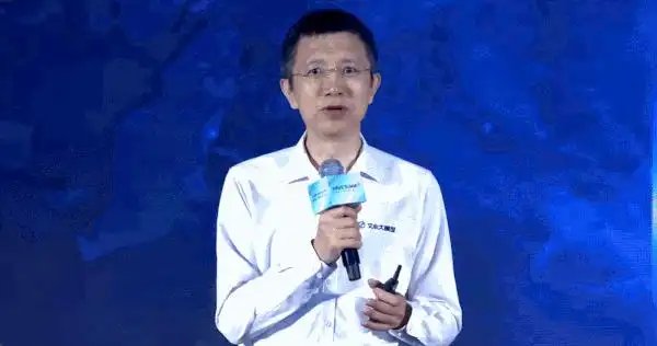 打开文心大模型，瞬间感受到满满的生产力！