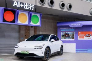 蔚来汽车智能座舱升级：通义大模型助力效率飞跃！