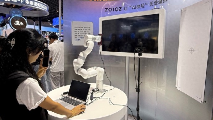 “AI三问”揭开人工智能的秘密：大模型能如何创造更美好的未来？