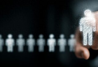 30秒搞定一句话，文科生的编程神器火爆！百度、蚂蚁、谷歌争抢这波风口！