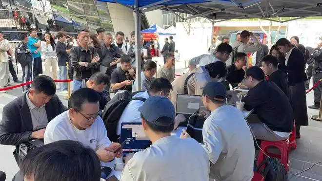 Kimi工程师亲临现场，教你如何“安全养虾”，云端方案轻松解决本地部署难题！