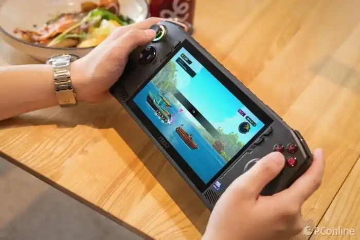 你绝对不能错过的微星Claw掌上游戏机：首款酷睿Ultra掌机带来的惊喜体验！