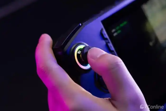 你绝对不能错过的微星Claw掌上游戏机：首款酷睿Ultra掌机带来的惊喜体验！