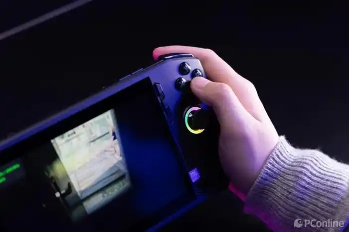 你绝对不能错过的微星Claw掌上游戏机：首款酷睿Ultra掌机带来的惊喜体验！