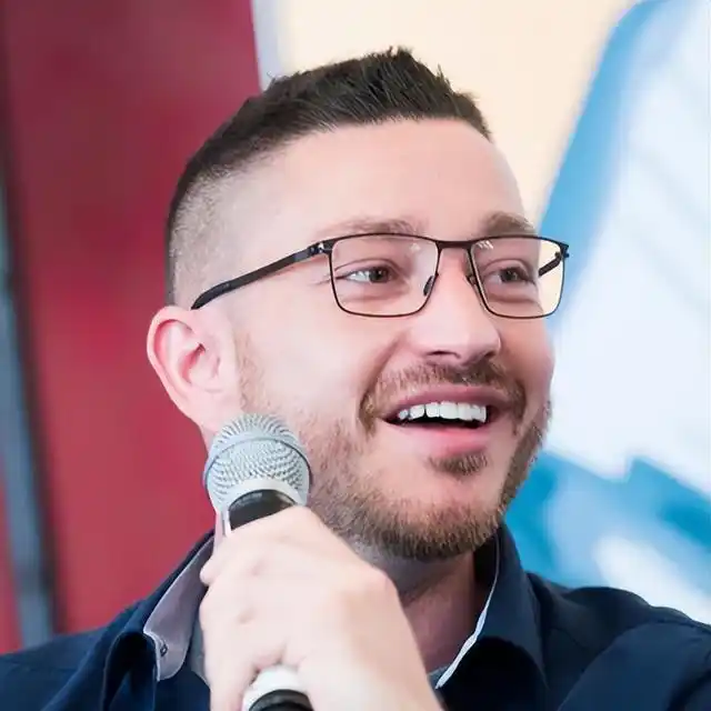 难以置信！火爆硅谷的Clawdbot，只需一句话，48小时内插件病毒式裂变，轻松让AI为你服务！