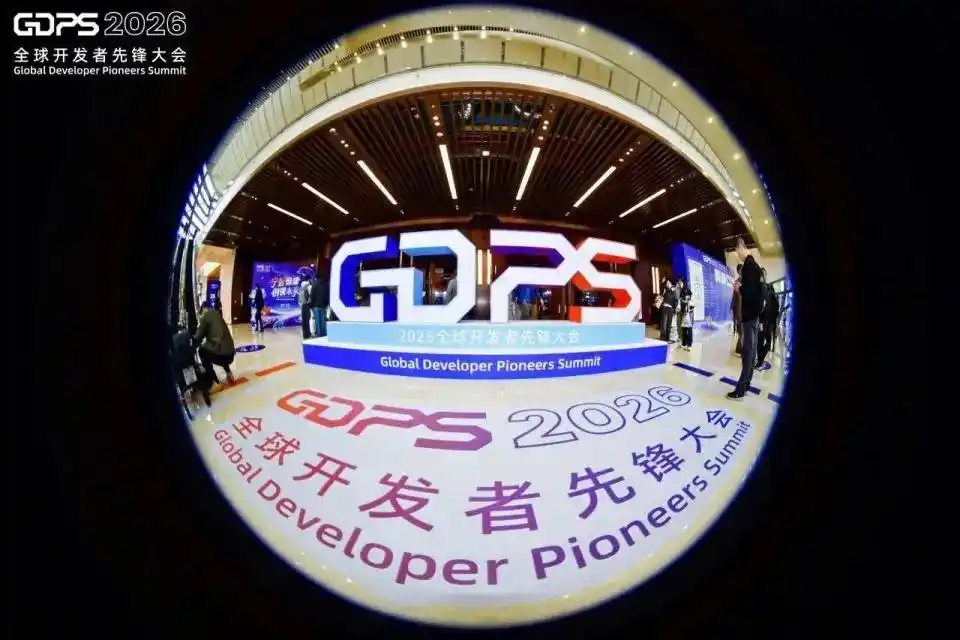 你知道吗？我竟然养了四只“龙虾”，它们居然能做这些有趣的事情！