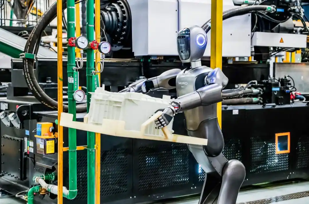 美的亮剑！物理AI才是我们在中国AI竞争中的秘密武器！