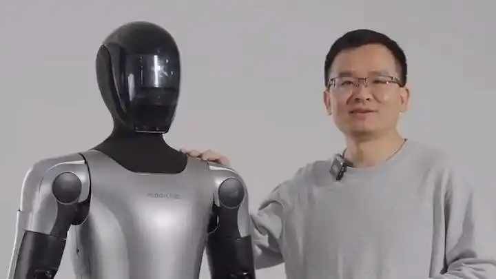 龙虾又又来新鲜事儿了！OpenClaw 3.8火热上线；苹果首款折叠屏iPhone CAD图曝光，预计9月惊艳亮相；腾讯版“小龙虾”WorkBuddy正式登场丨邦早报