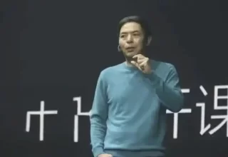 微信“开门揖客”：AI 入口大战的最终赢家是谁？