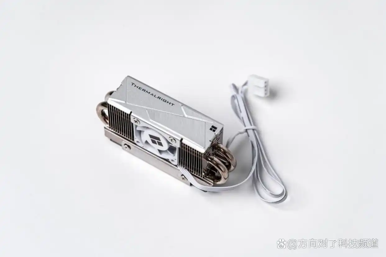 难以置信！2K甜品卡游戏对决：RX 9070 GRE携FSR Redstone轻松碾压RTX 5060 Ti！